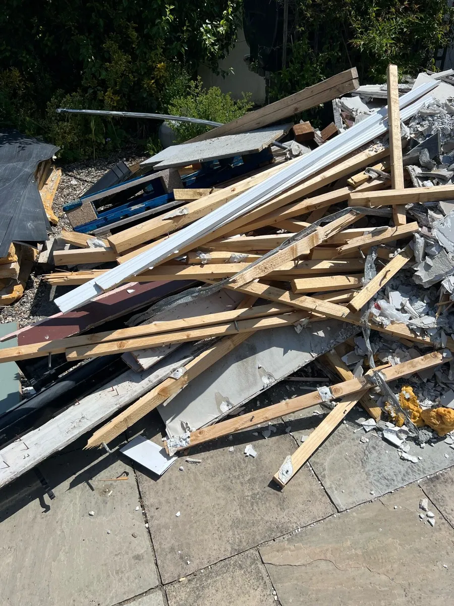 Scrap wood/pallets - Image 3