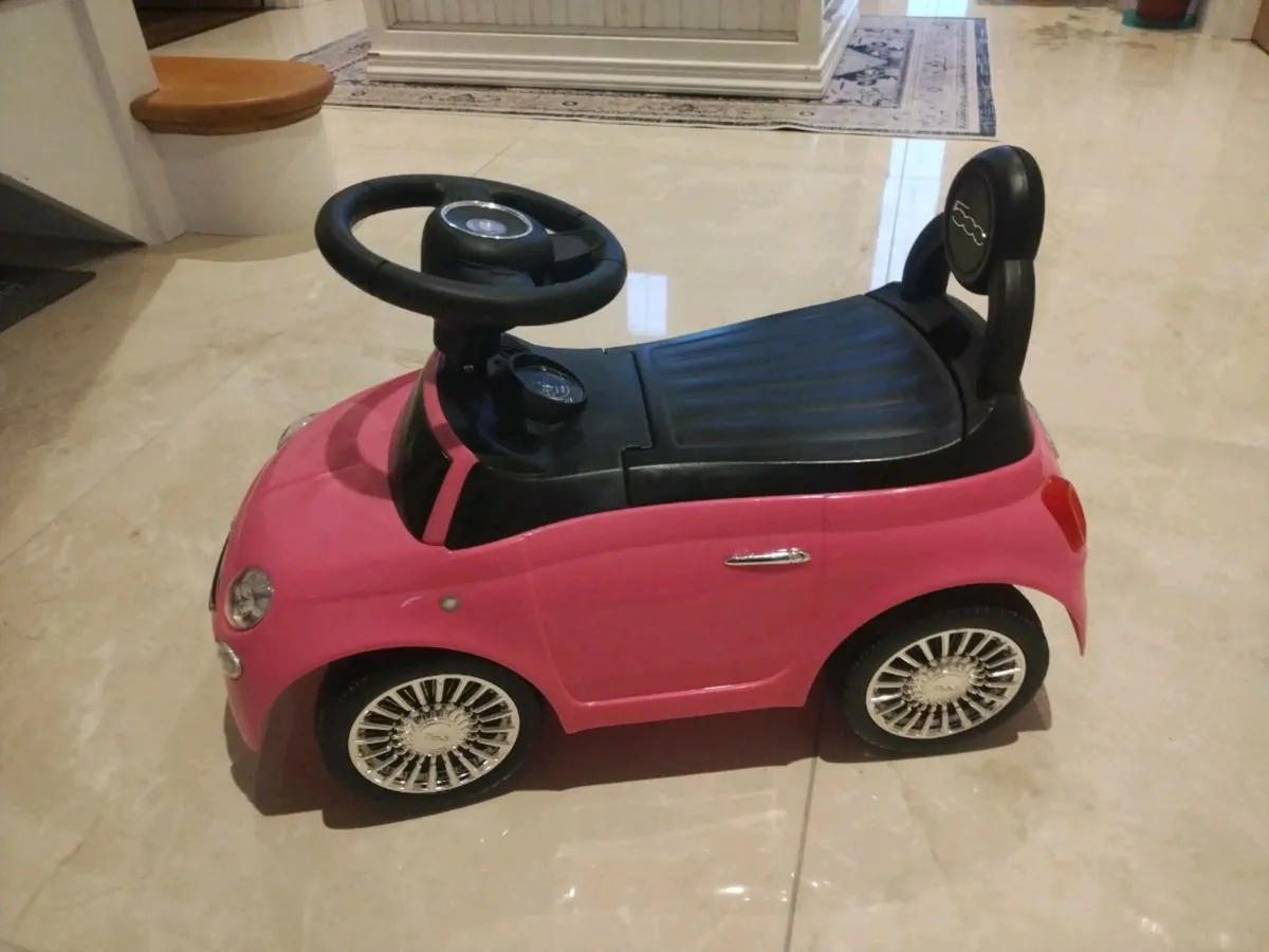 Fiat 500 Kids Pink Ride On Car - Image 1