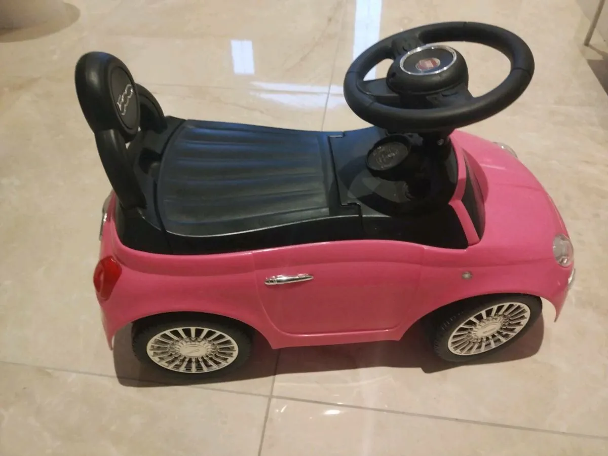 Fiat 500 Kids Pink Ride On Car - Image 2