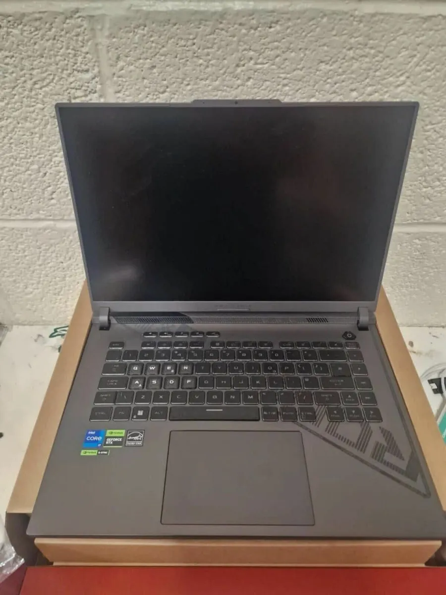ASUS ROG Strix G614JV 16" RTX 4060 - Image 2