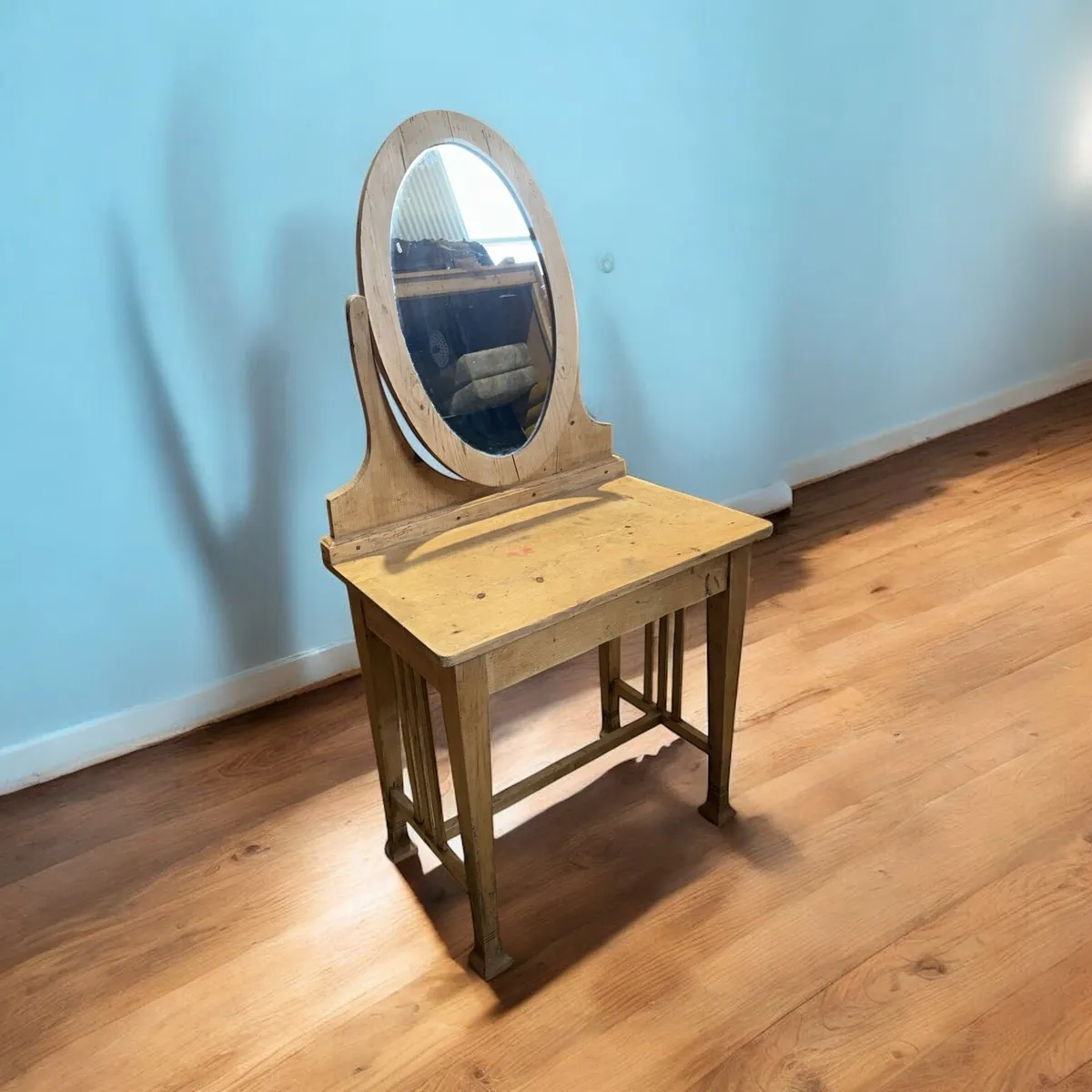 Vintage Dressing table - Image 1
