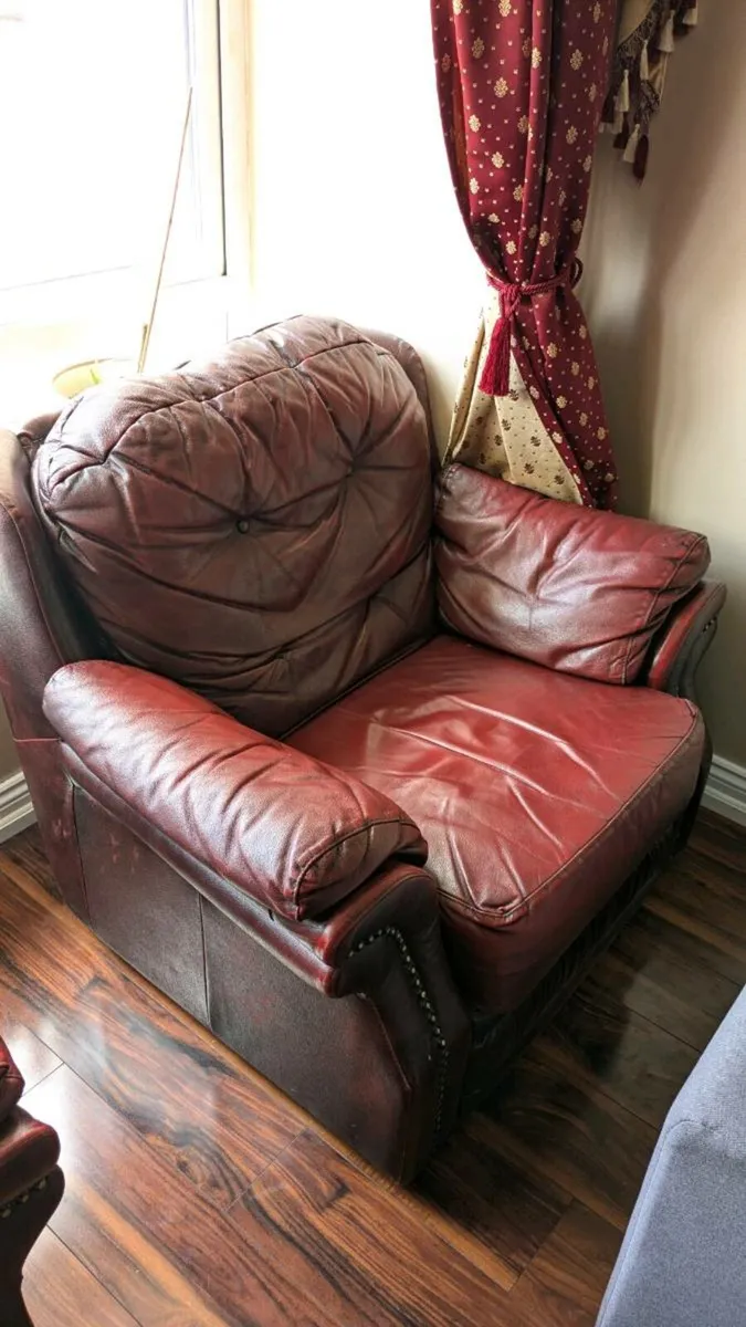 Leather Sofa set - Image 2