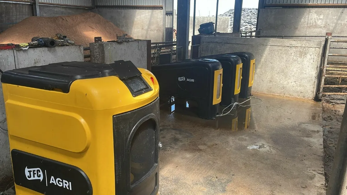 Automatic Calf Feeder - Image 1