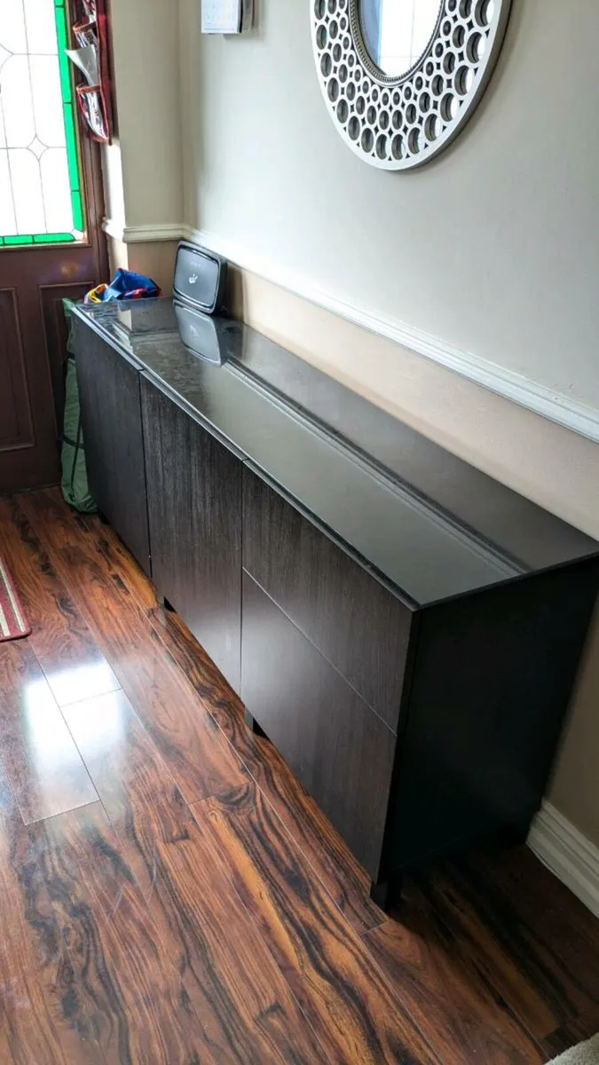 Shoe rack with storage drawers - Image 1