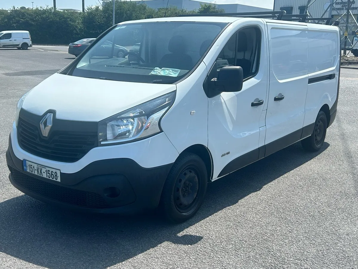 Renault Traffic - Image 2
