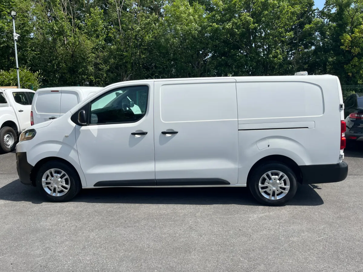 Citroen Dispatch LWB 1.6L Diesel (1 Owner) - Image 1