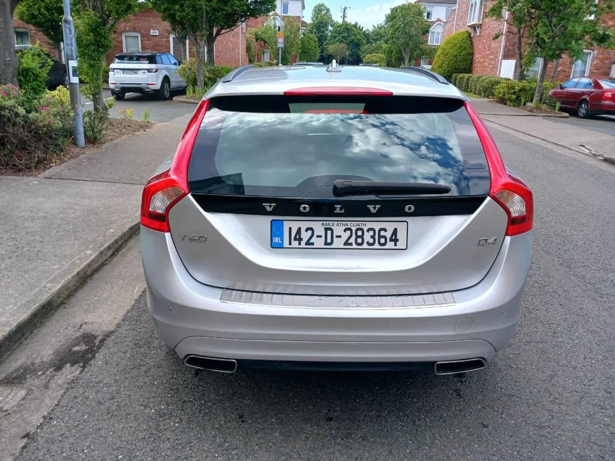 2014 VOLVO  V40 - Image 3