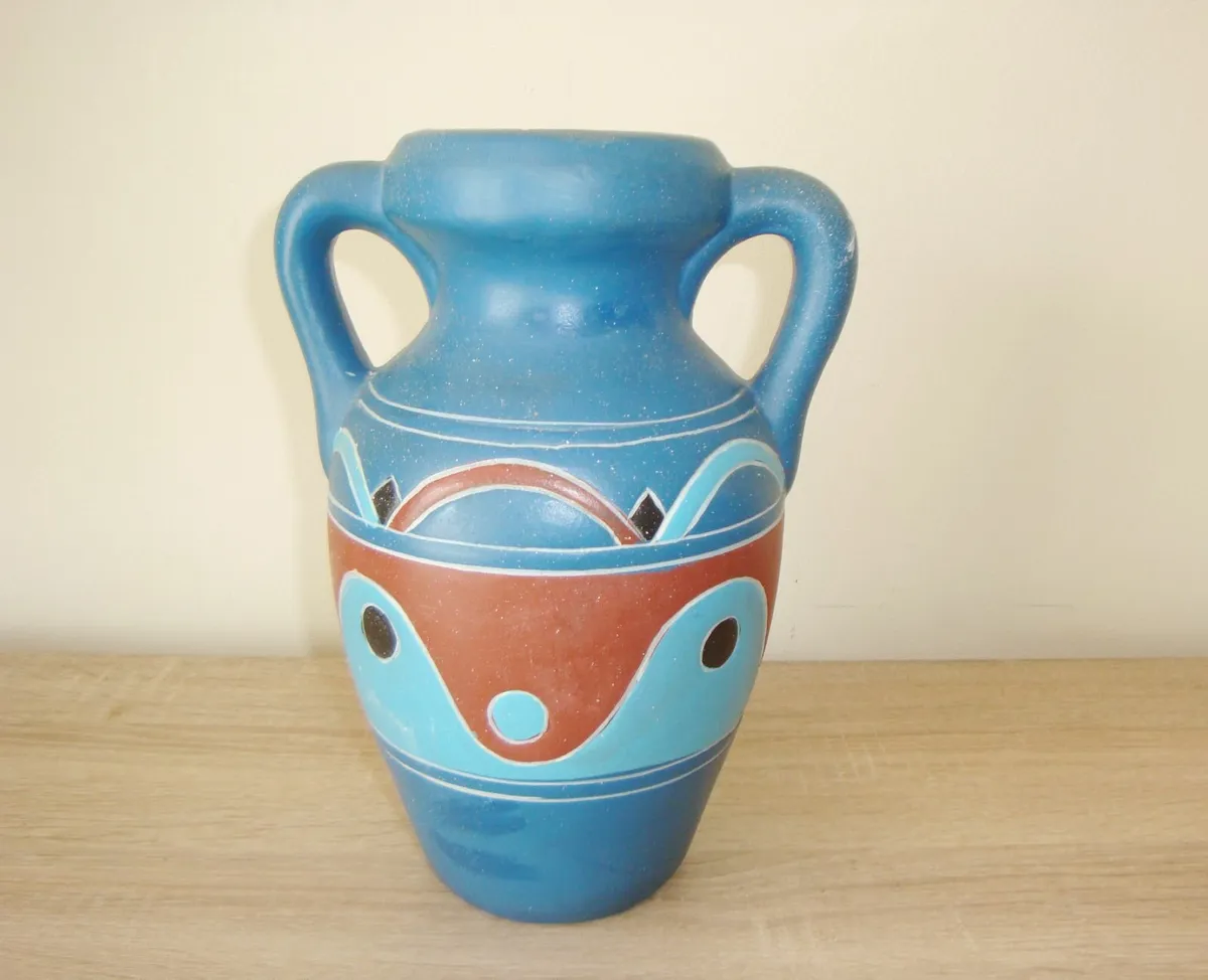 Terracotta vase H25.5 - Image 1