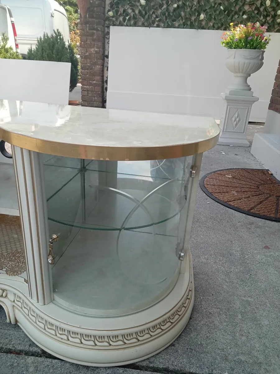 Marble effect tv stand 50 euro - Image 3