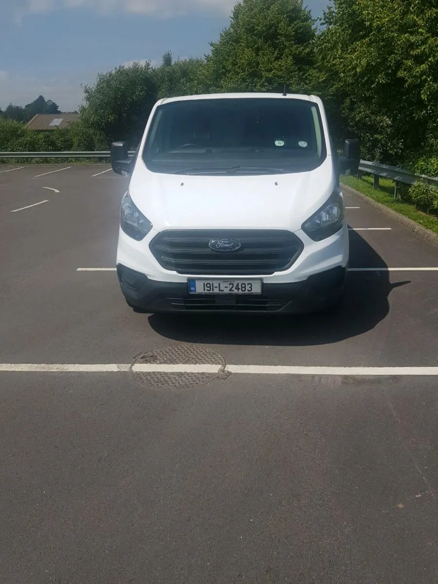Transit custom Van - Image 1