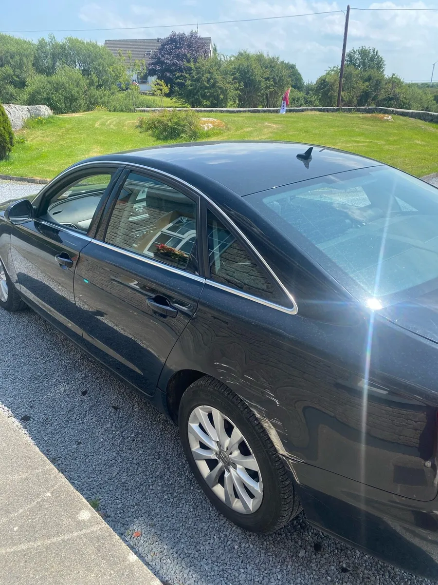 Car - Image 4