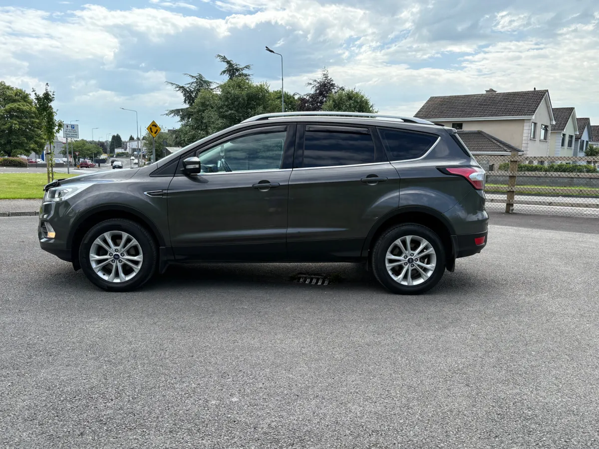ABSOLUTELY STUNNING 2019 (192) FORD KUGA - Image 4