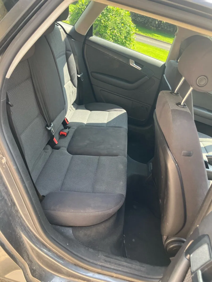 Car - Image 4