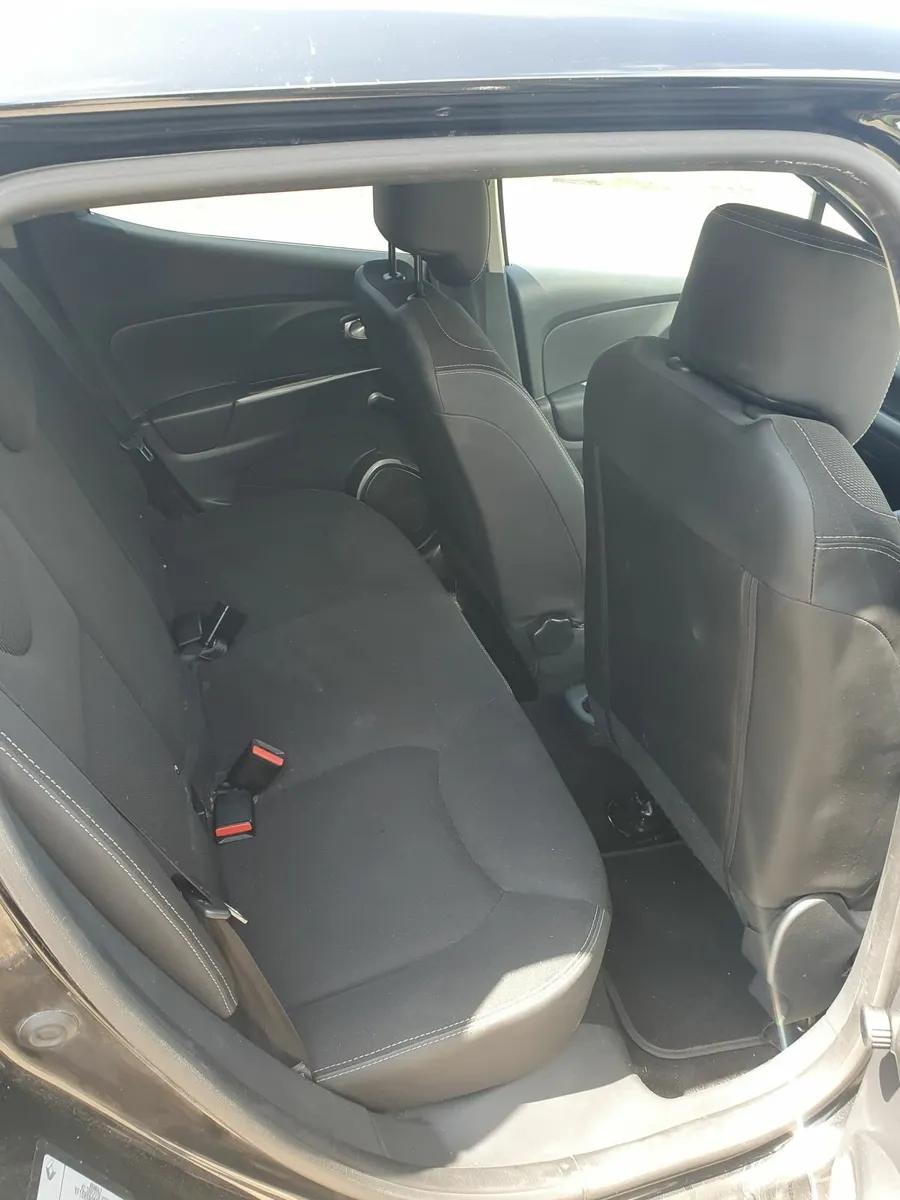 Renault Clio 2016 - Image 3