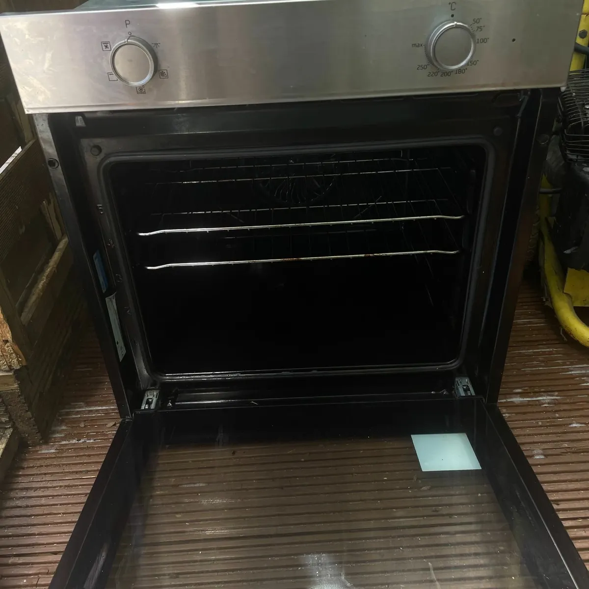 Oven - Image 3