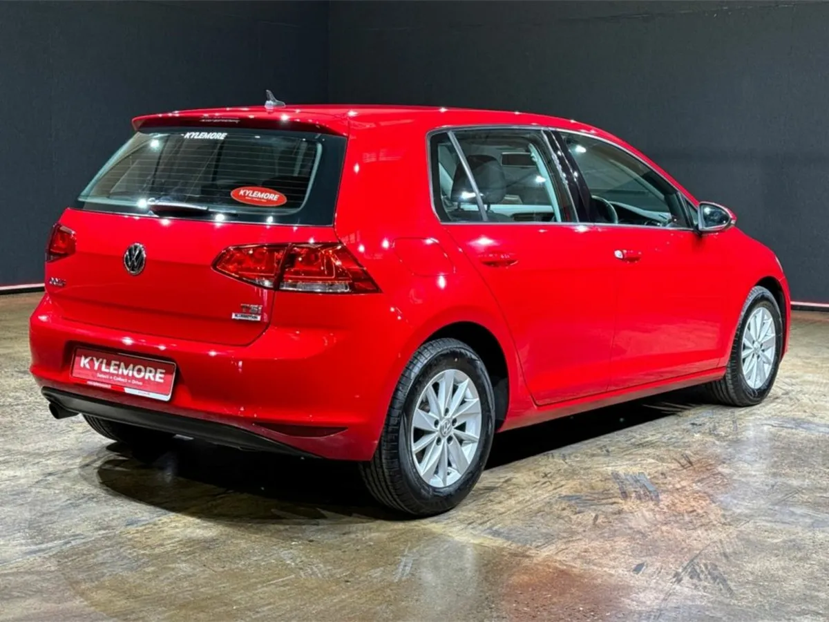 Volkswagen Golf 40TH EDITION - 1.2 AUTOMATIC - Image 4