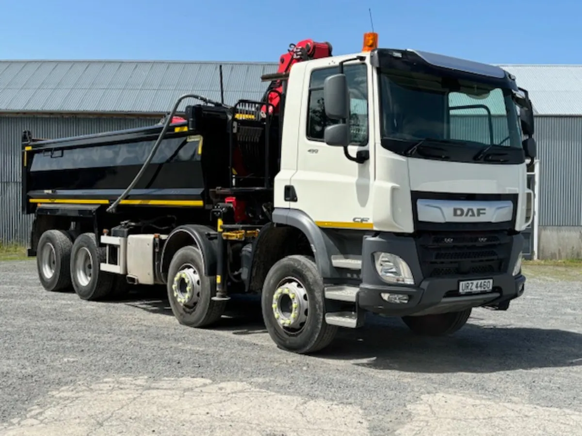 2023 DAF CF 450 8X4 TIPPER GRAB - Image 1