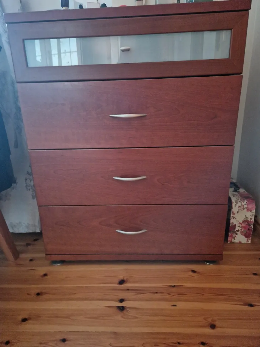 Bedroom furniture - Image 3
