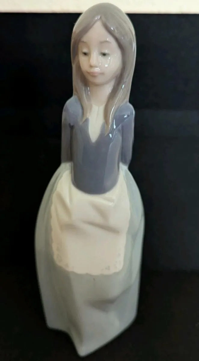 Nao by Lladro - Image 1