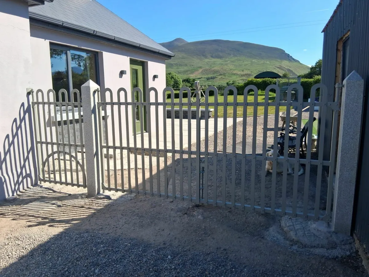 Gates - Image 1