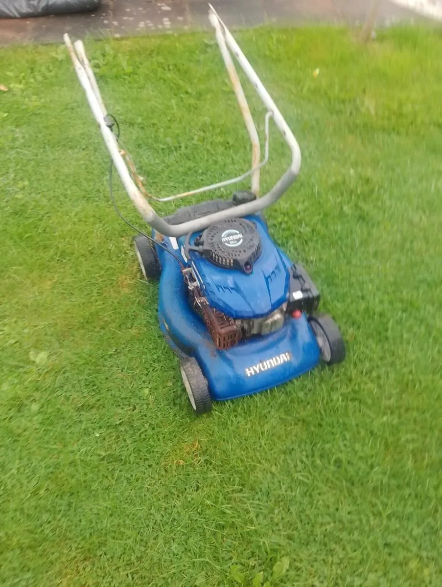 Lawnmower for parts or repair