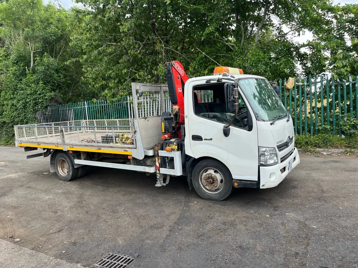 Hino 300 - Image 2