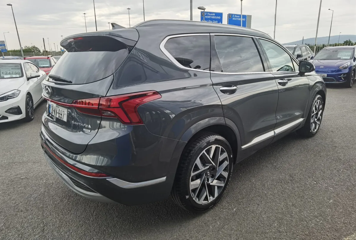 HYUNDAI SANTA FE 2.2 EXECUTIVE PLUS 4WD AUTOMATIC - Image 4