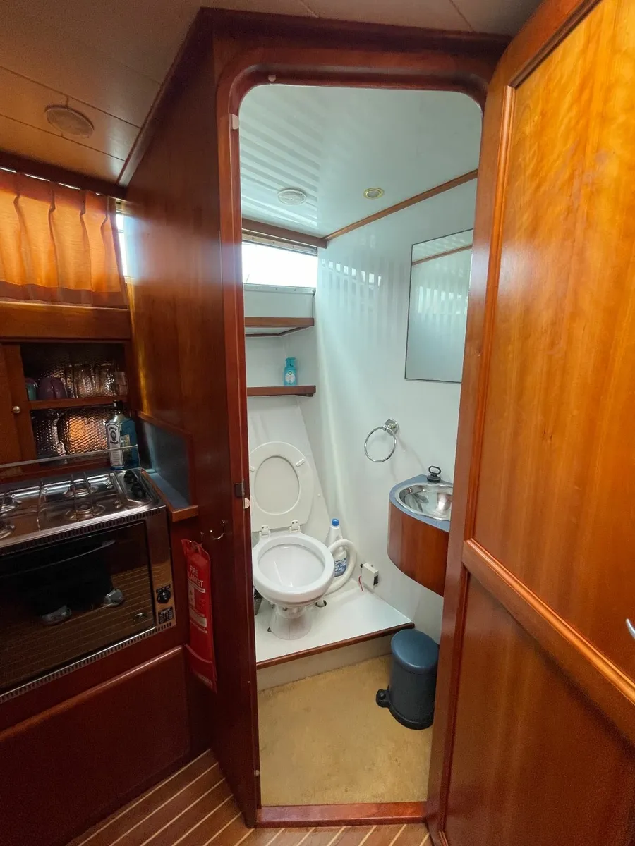 2000 Hollandia 1250 Dutch Steel Cruiser - Image 2