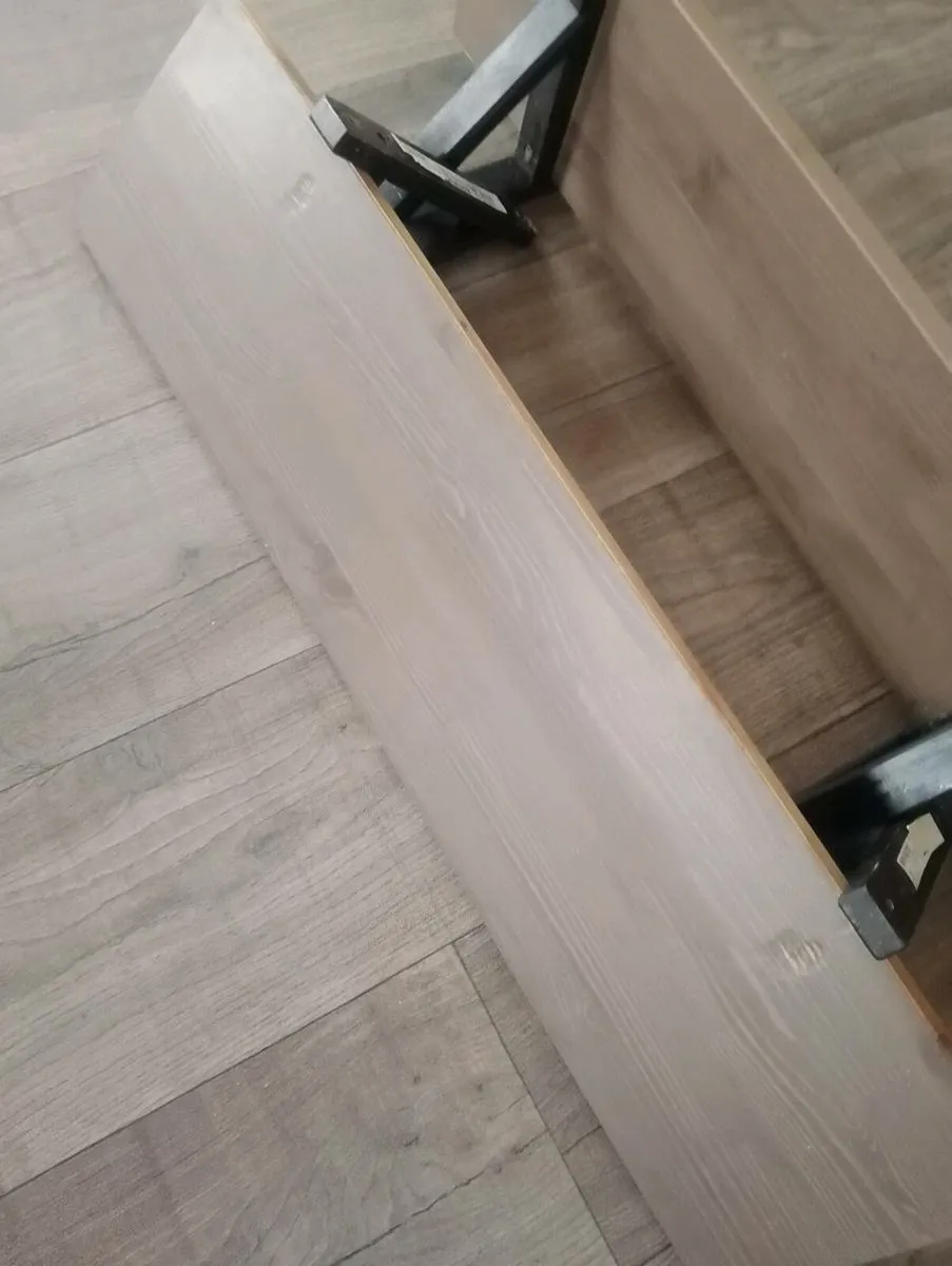 2 matching shelves - Image 3