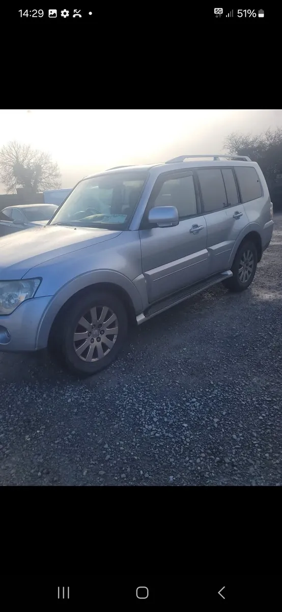 Mitsubishi pajero - Image 2