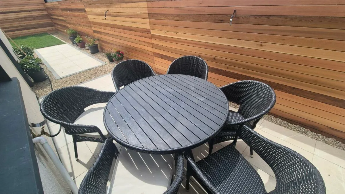 Outdoor garden set - Image 2