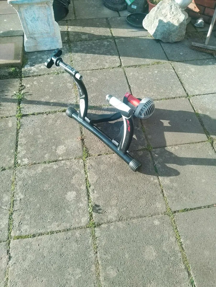 Crono elite bike trainer - Image 1