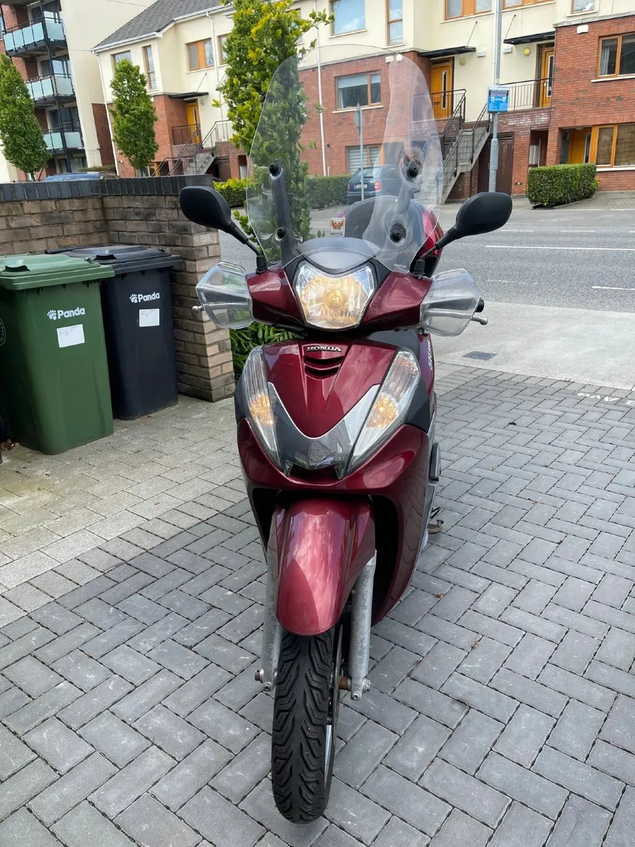 Honda SH300 - Image 4