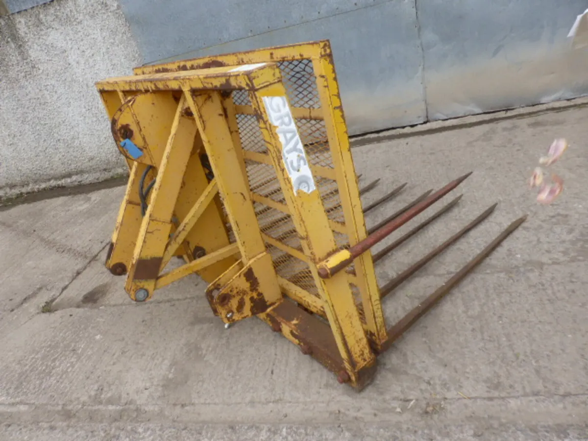 Grays Push Off Buckrake - Image 4
