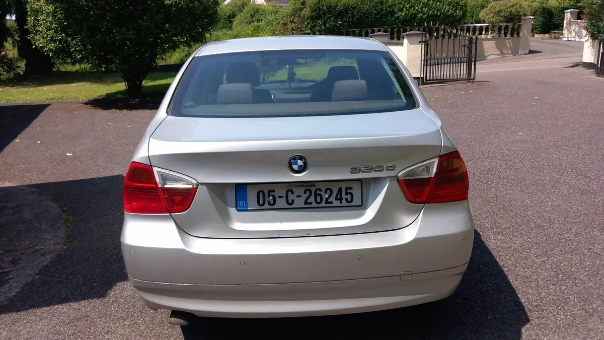 BMW 3-Series 2005 - Image 4