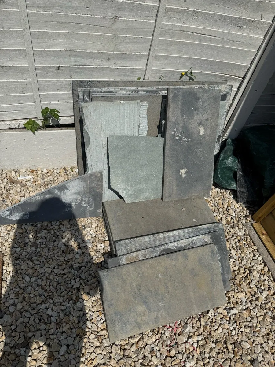 Crazy paving slabs