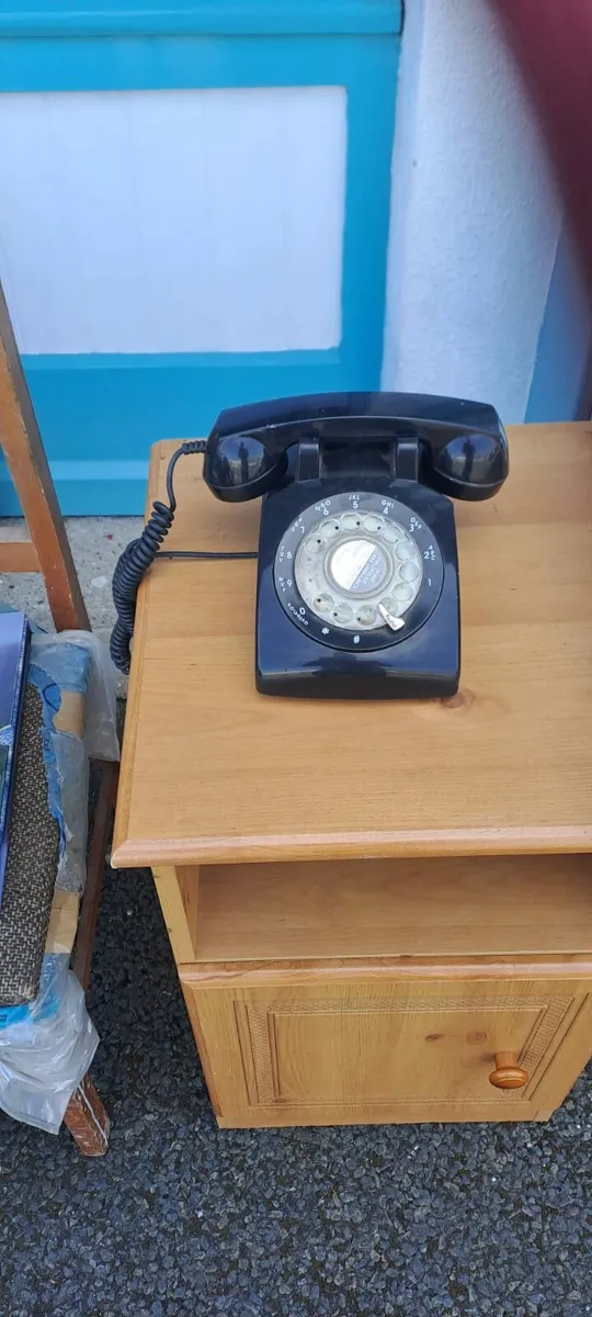 Vintage Black Telephone - Image 2