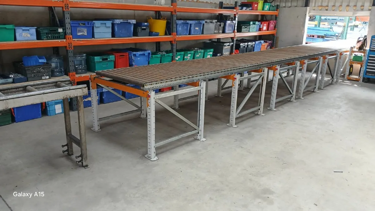 16 Roller 2.5m Conveyor-90cm H Legs (Ref:GRC05) - Image 3