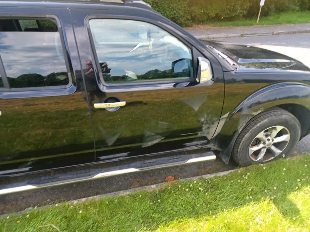 Nissan navara - Image 2