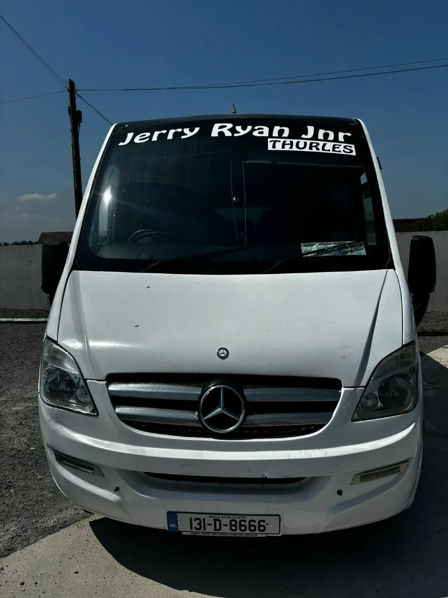 Mercedes Turas 818 - 33+1 Seater - Image 3