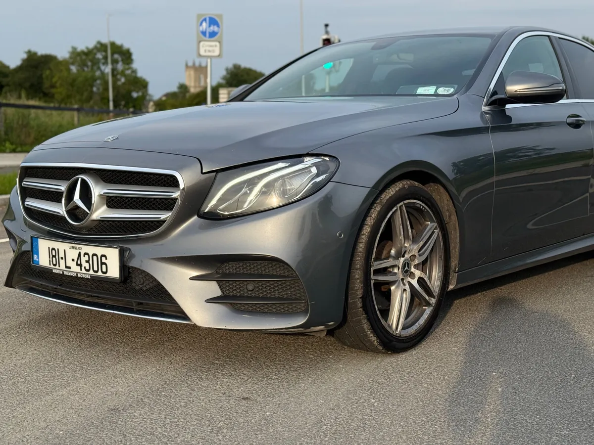 Mercedes-Benz E-220 2018 AMG line AUTO - Image 2