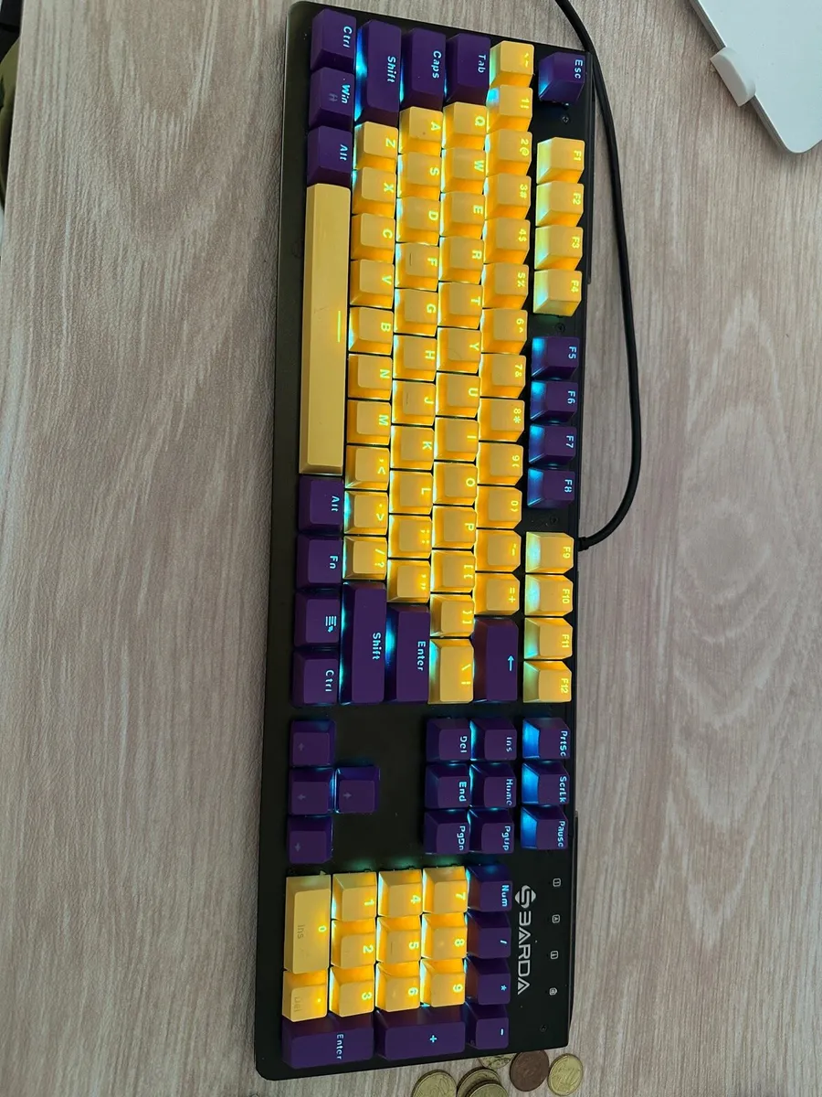 Wireless keyboard - Image 1