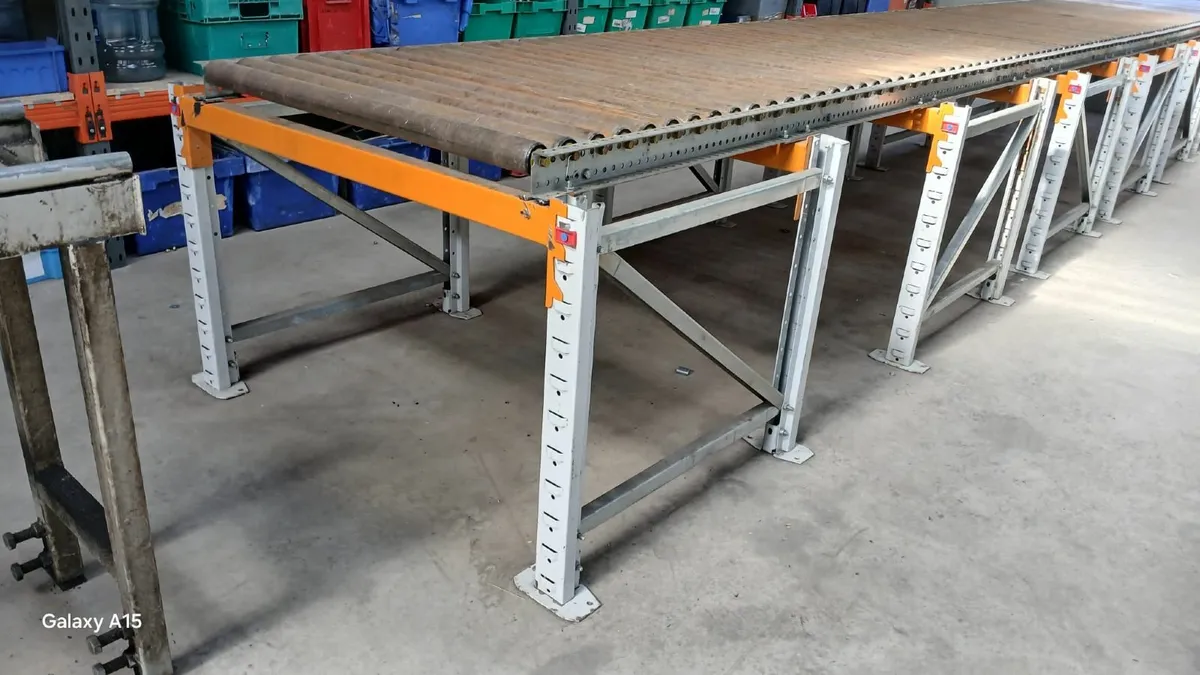 32 Roller  2.5m Conveyor-90cm H Legs (Ref:GRC06) - Image 2