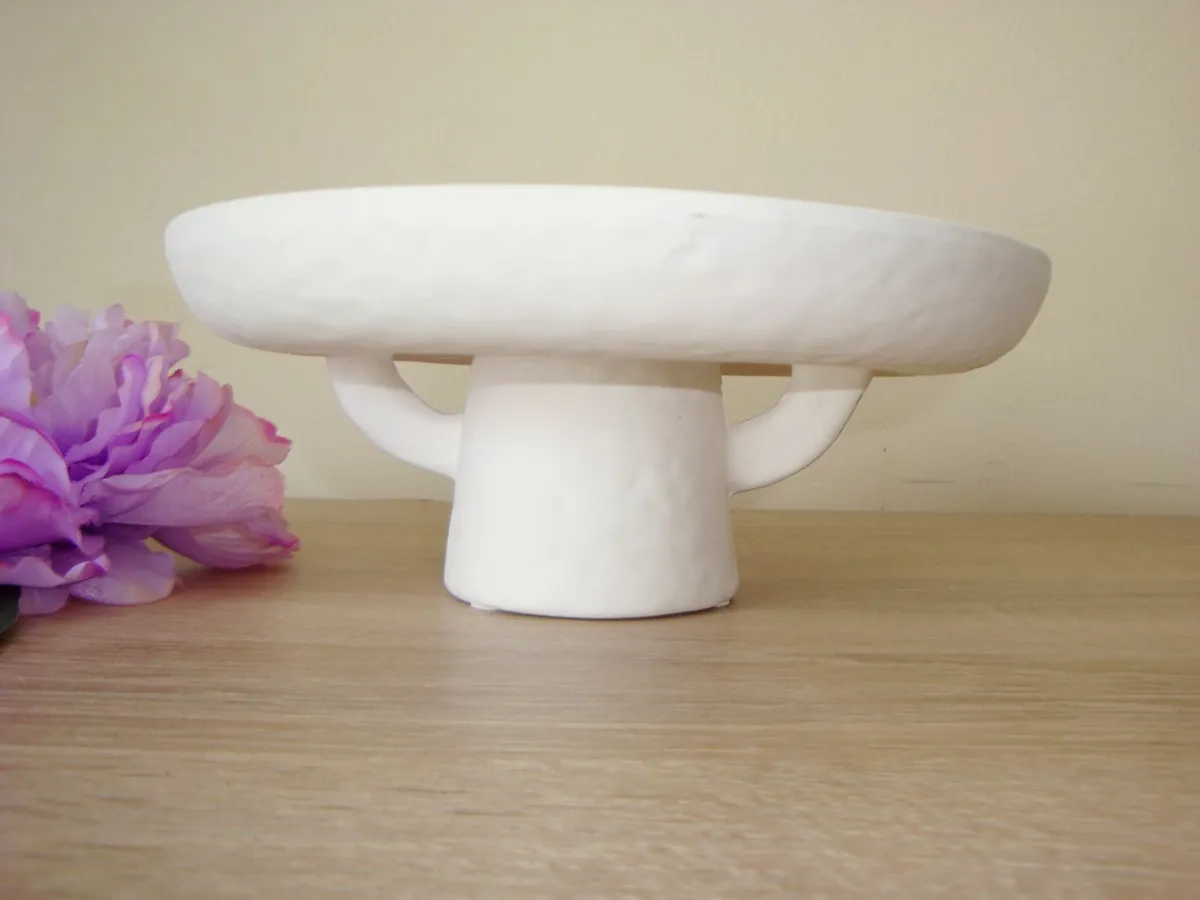 White decorative pedestal tray - Image 1