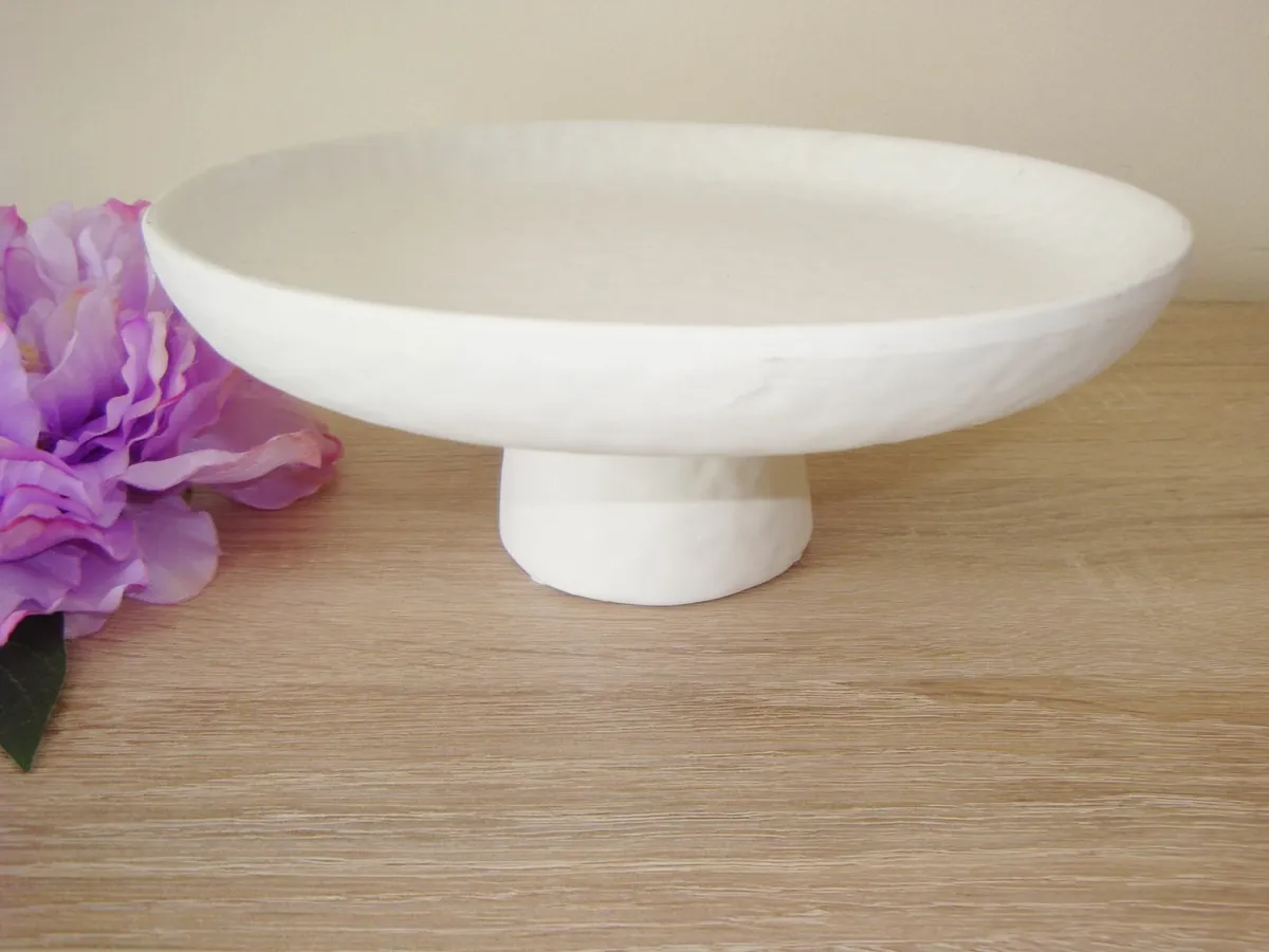 White decorative pedestal tray - Image 3