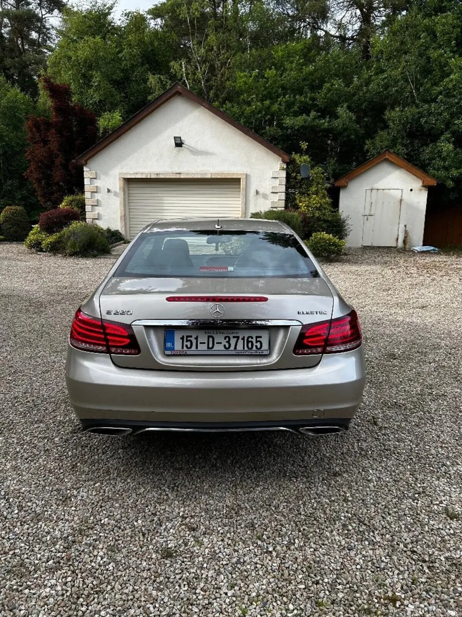 Mercedes-Benz E-Class 2015 - Image 4