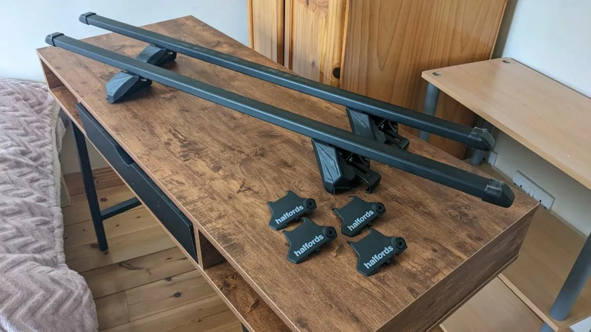 Halfords Roof racks