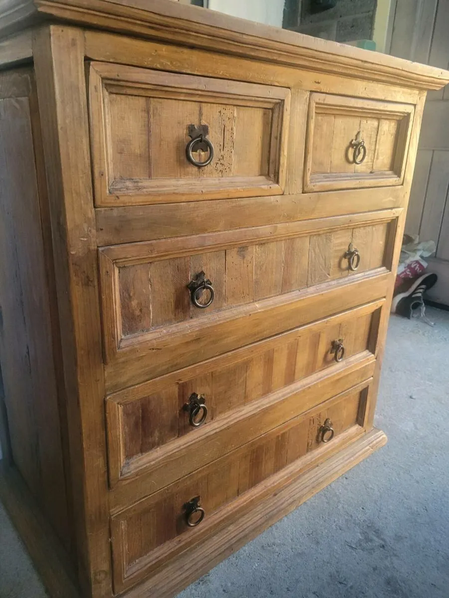 Chest of drawers - Image 1