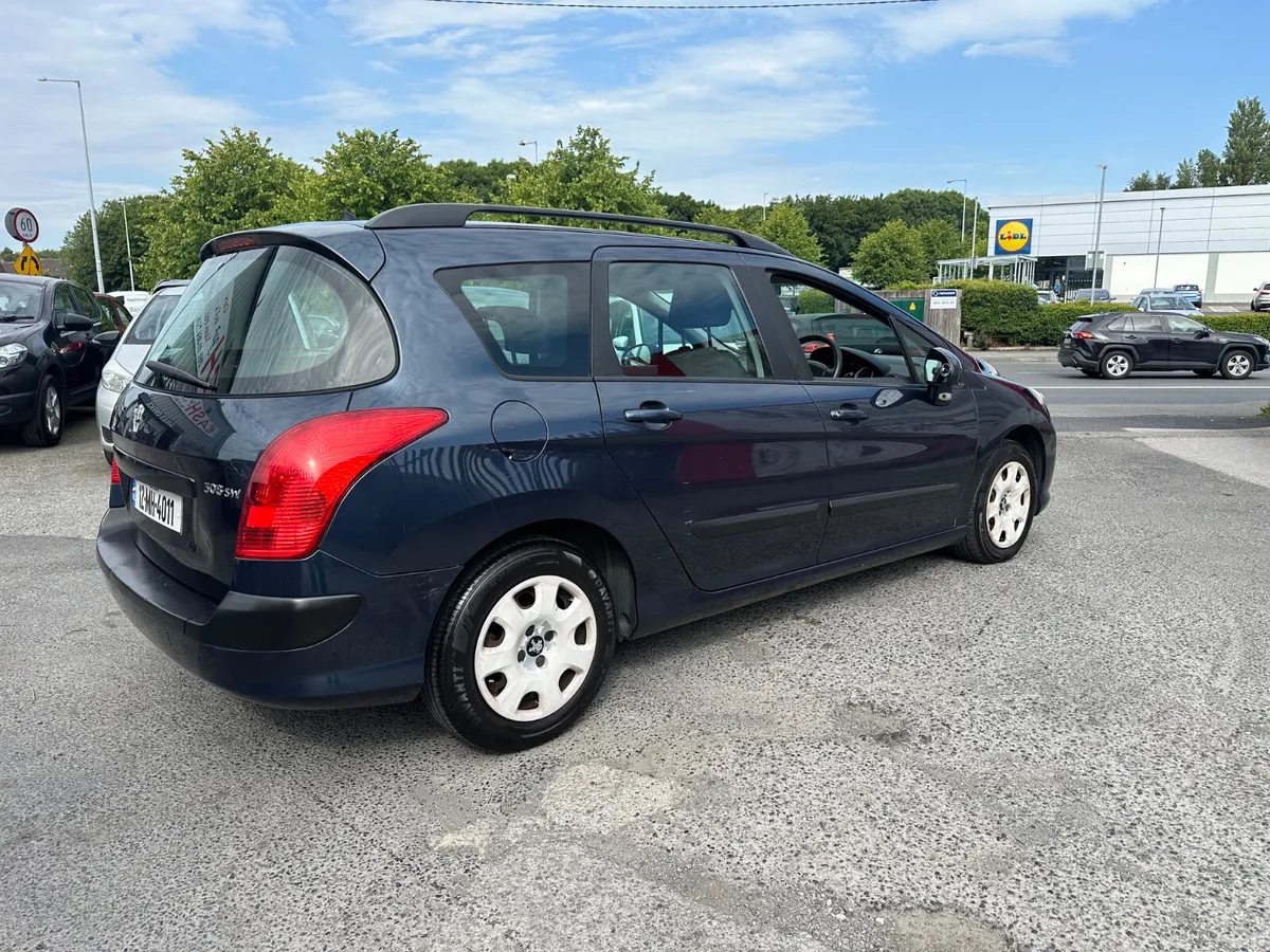 Peugeot 308 1.6 Diesel NCT TAX 1 OWNER - Image 4