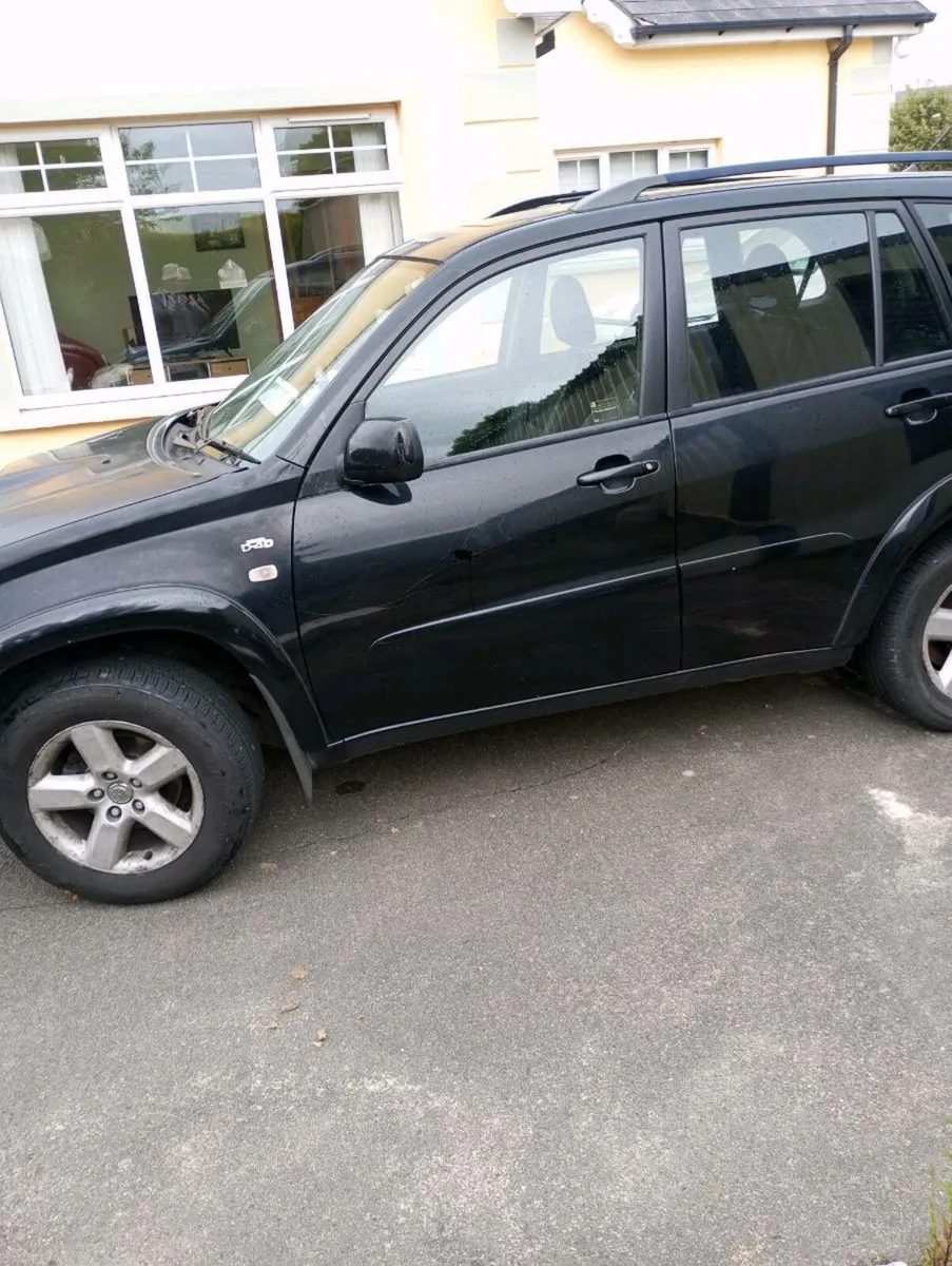 2005 Toyota Rav 4 SUV DIESEL - Image 2